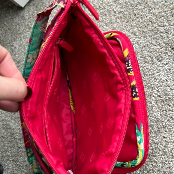 Vera Bradley Rumba Flowers Print Shoulder Little Crossbody Purse Red Quilted - Picture 8 of 15